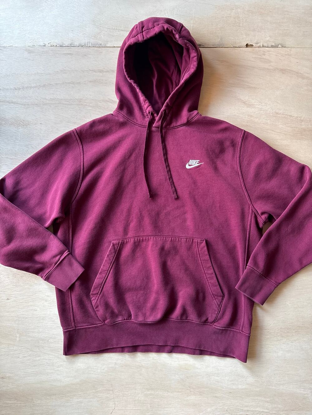 Nike Sportswear Club Fleece Burgundy Pullover Hoodie Mens L Embroidered Logo